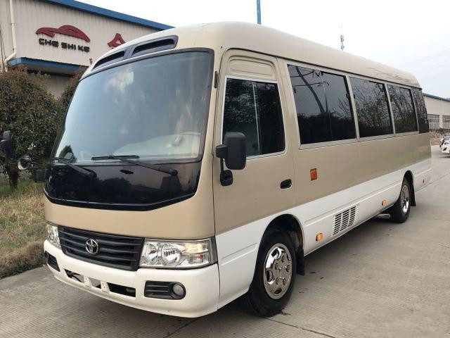 حافلة Toyota Coaster Bus 3TR التي تعمل بالبنزين مستعملة 23 مقعدًا في 2013 سنة الاستخدام