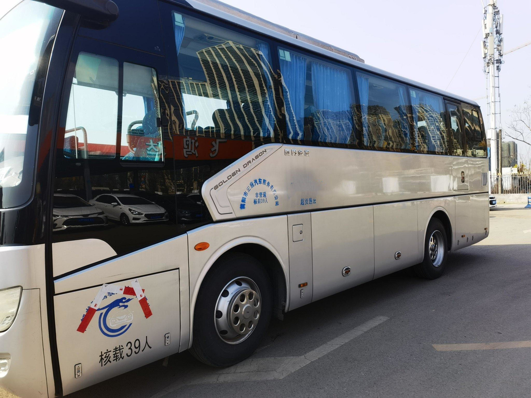 الحافلة Golden Dragon Bus XML6907 Passanger Bus Door 38 مقعدًا City Bus Yuchai Engine
