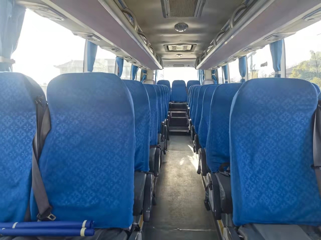 2014 سنة 39 مقاعد مستعملة Yutong Bus ZK6908 للبيع حافلة حافلة مستعملة LHD في حالة جيدة