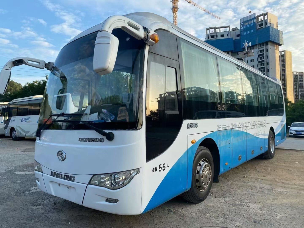 تستخدم حافلة King Long XMQ6110 Buses Coach 55 مقعدًا ببابين Euro IV 2 + 3 Layout