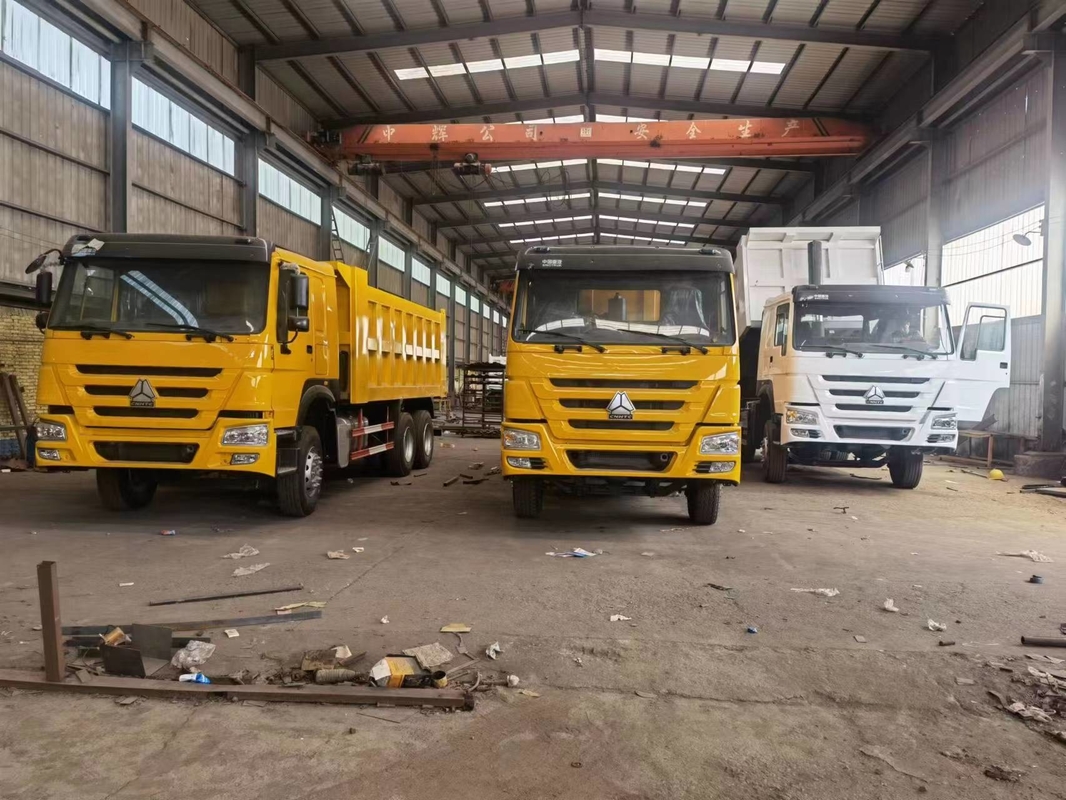 6 * 4 8 * 4 يسار يمين توجيه مستعملة شاحنة قلابة 371 / 375hp مستعملة محرك قلابة