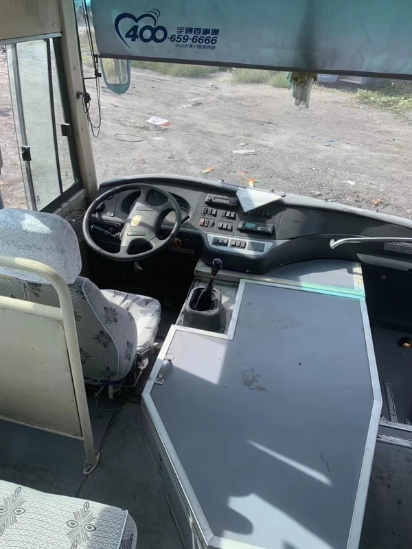 39 مقعدًا ZK6932d تستخدم Yutong Bus الثانية محرك أمامي تستخدم Coach Bus RHD Steering