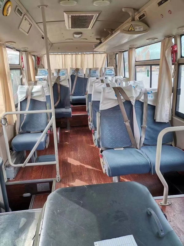 2017 سنة 19 مقاعد مستعملة Yutong Bus موديل ZK6609D حافلة صغيرة محرك اليد اليسرى محرك أمامي 2 المحور
