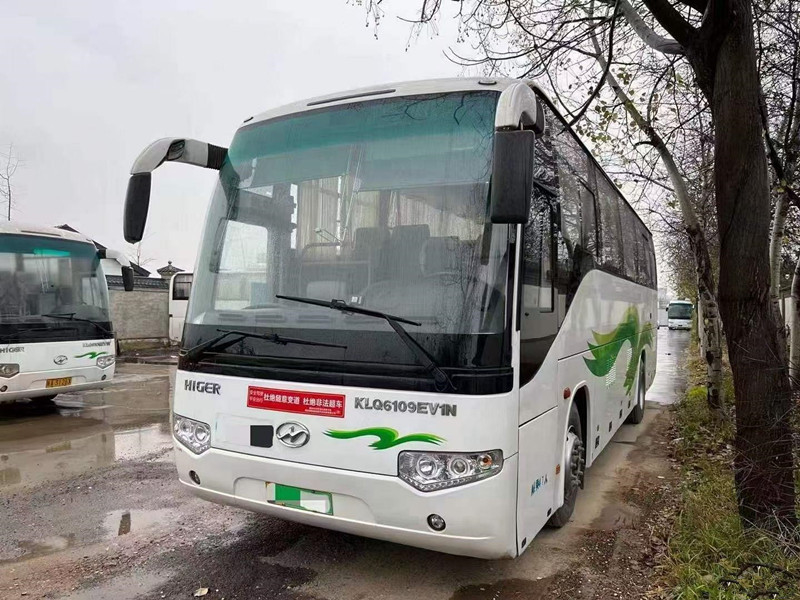 47 مقاعد كهربائية مستعملة Higer Bus KLQ6109ev حافلة سياحية مستعملة وقود جديد بدون حوادث