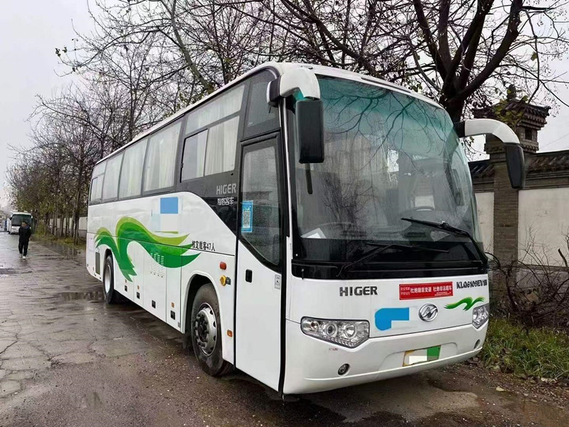 47 مقاعد كهربائية مستعملة Higer Bus KLQ6109ev حافلة سياحية مستعملة وقود جديد بدون حوادث