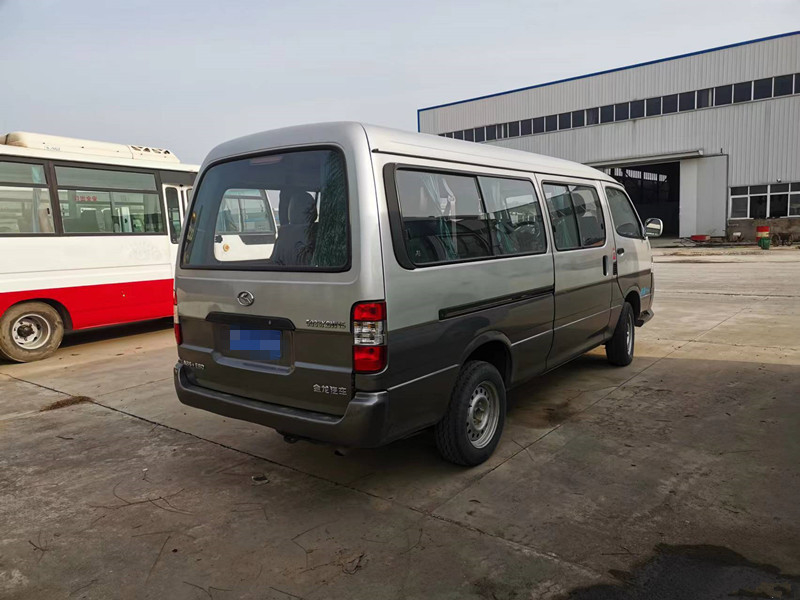 2017 سنة 9 مقاعد مستعملة حافلة Kinglong حافلة صغيرة Hiace بحالة جيدة