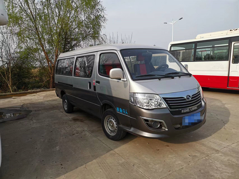 2017 سنة 9 مقاعد مستعملة حافلة Kinglong حافلة صغيرة Hiace بحالة جيدة
