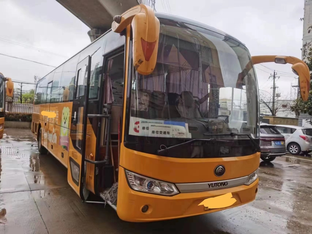 RHD / LHD مستعمل Yutong 60seats 2 + 3 Layout ببابين خلفيين Yuchai Engine