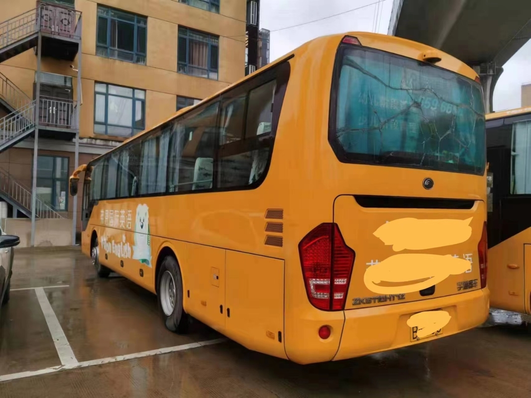 RHD / LHD مستعمل Yutong 60seats 2 + 3 Layout ببابين خلفيين Yuchai Engine