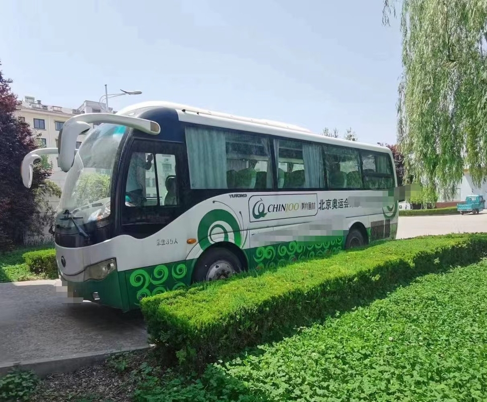 35 مقعدًا تستخدم Yutong Bus ZK6809 للبيع تستخدم Mini Bus LHD Steering مع سعر رخيص