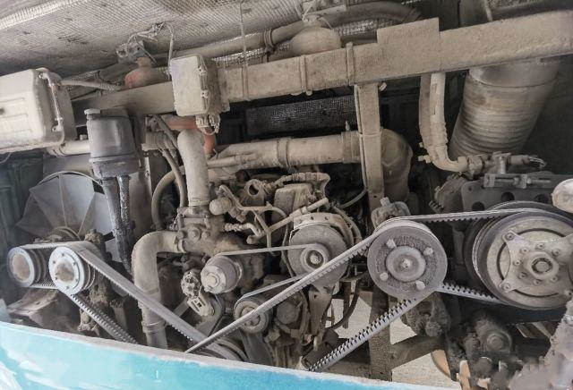 الدرجة الأولى محرك اليد اليمنى Yutong Bus ZK6122H 51 Seater Rear Engine Coach Luxury