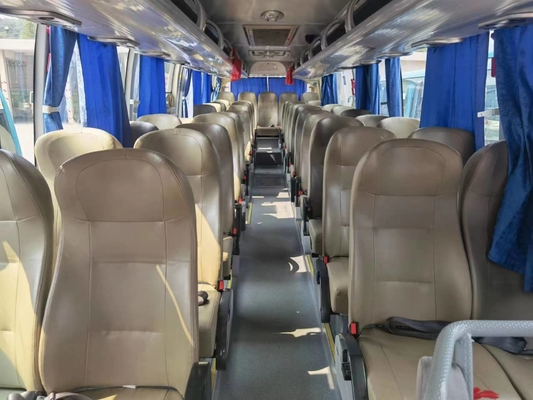 2013 سنة 45 مقعدًا تستخدم Yutong Bus ZK6107 Steering RHD في حالة جيدة