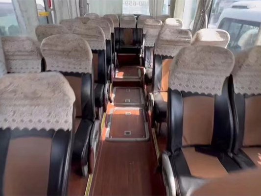 ZK6127 حافلة Yutong حافلة مستعملة 53seats Rear Engine Tourist Coach 016