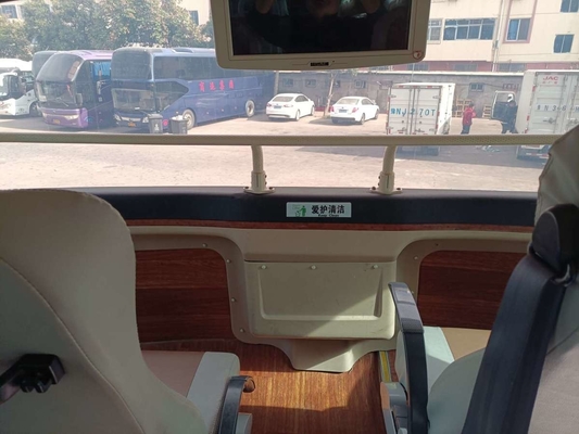 مستعملة حافلة ركاب Yutong 51 مقعدًا لنقل الركاب