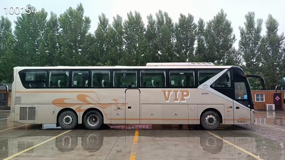 Kinglong 56seater حافلة سياحية مستعملة XMQ6135 ذات المحور المزدوج Weichai Engine Air Bag Suspension