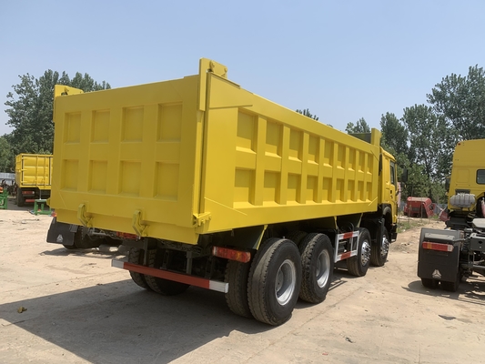 شاحنات ديزل مستعملة شاحنة قلابة جديدة 8 * 4 محرك اليد اليمنى HOWO Brand Sino Truck 371-375-420hp
