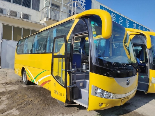 30 مقعدًا تستخدم حافلات الركاب باللون الأصفر محرك Yuchai مستعمل Yutong ZK6798