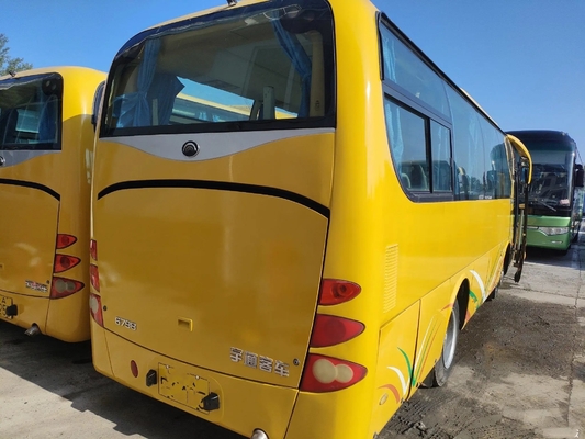 30 مقعدًا تستخدم حافلات الركاب باللون الأصفر محرك Yuchai مستعمل Yutong ZK6798