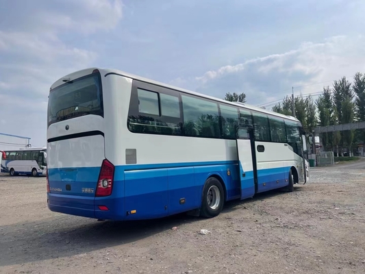 حافلة سفر مستعملة 32 مقعدًا محرك Weichai 336hp رف أمتعة للباب الأوسط LHD / RHD 2nd Hand Yutong Bus ZK6122