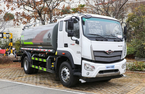4×2 شاحنة رش المياه واحدة ونصف الكابينة الصينية العلامة التجارية فوتون 11.5m3 سعة ناقلة
