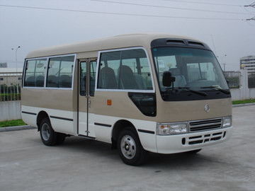 عام 2014 تستخدم حافلة كوستر تويوتا العلامة التجارية مع شهادة ISO 17 مقعدا