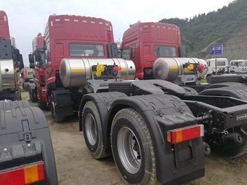 دونغفنغ شاحنة مقطورة مستعملة ، مستعملة وحدات الجر 7560 × 2500 × 3030mm 6 × 4 طريقة القيادة