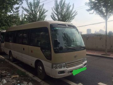 وقود الغاز تويوتا المستخدمة كوستر حافلة مع مقاعد جلدية فاخرة 6990 مم طول الحافلة