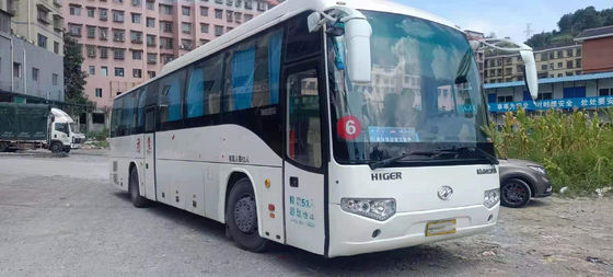 حافلة حافلات مستعملة موديل KLQ6129 حافلة Higer مستعملة 53 مقعدًا حافلة ركاب جيدة أبواب مزدوجة هيكل فولاذي كيلومتر منخفض