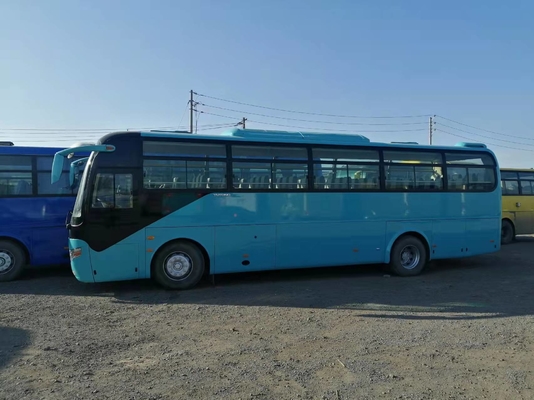 60 مقعدًا 2015 سنة مستعملة حافلة Zk6110 محرك ديزل Yutong حافلة سياحية مستعملة للركاب
