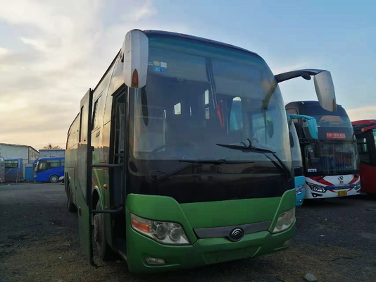 49 مقعدًا 2014 سنة حافلة مستعملة Zk6110 ذات باب مزدوج Yutong Used Coach Company Commuter Bus