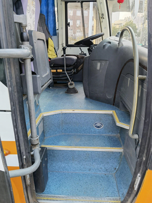 حافلات Yutong الفاخرة المستعملة تستخدم ديزلًا عامًا 24-35 مقعدًا حافلات مدينة LHD حافلات حافلات مستعملة في عام 2014