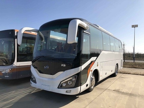 الحافلات والمدربين Huanghai Brand 34 Seater Bus Vip Bus Seat New Passenger Bus