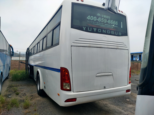 حافلة Yutong 2018 المستخدمة في الصين ، تستخدم حافلة ديزل LHD حافلة بمحرك أمامي أبيض 51 مقعدًا