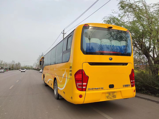 49 مقعدًا 2016 سنة مستعملة Yutong Bus ZK6115 حافلة سياحية مستعملة للبيع ديزل Yuchai محرك LHD التوجيه