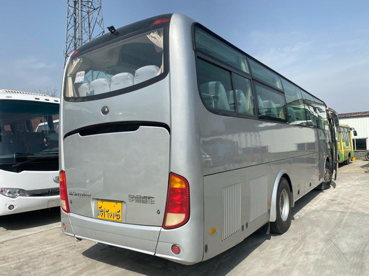 حافلات Yutong ZK6107 حافلات ذات المقود الأيمن 49 مقعدًا هيكل وسادة هوائية للمدرب من جهة ثانية